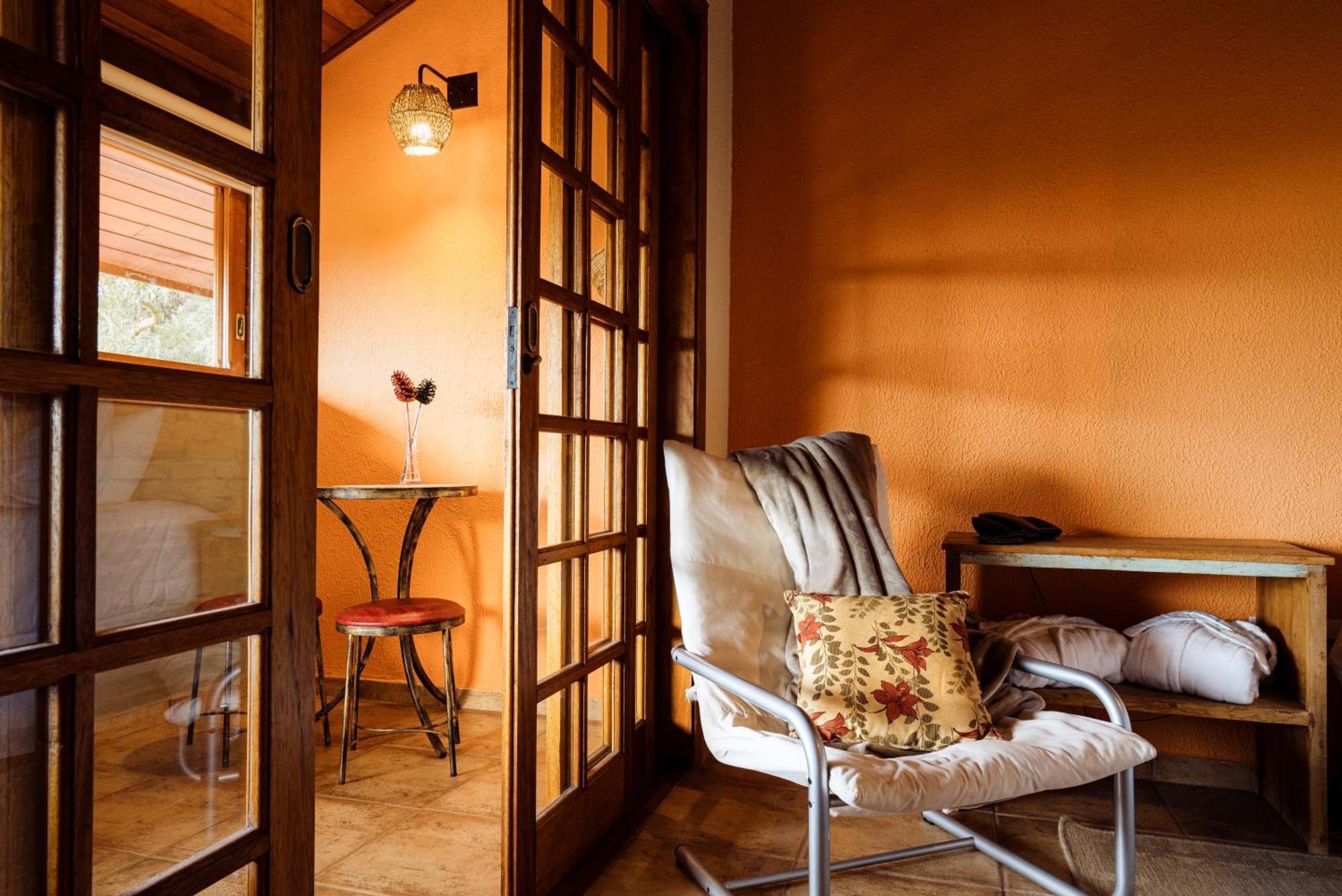 Ahavanoah Inn 2*